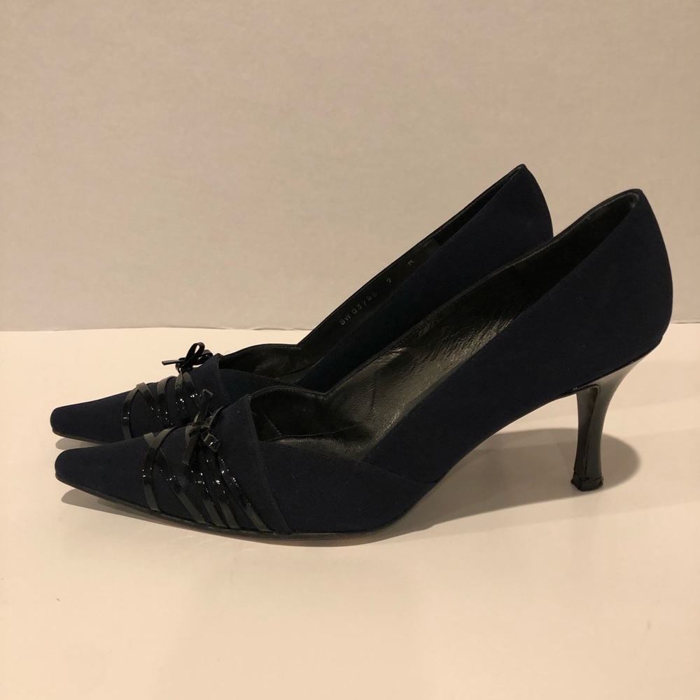 Stuart Weitzman Black Fabric & Patent Leather Bow - image 3
